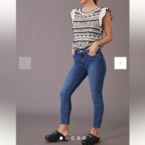 PAIGE Hoxton Crop Skinny Jeans with Stretch Fit